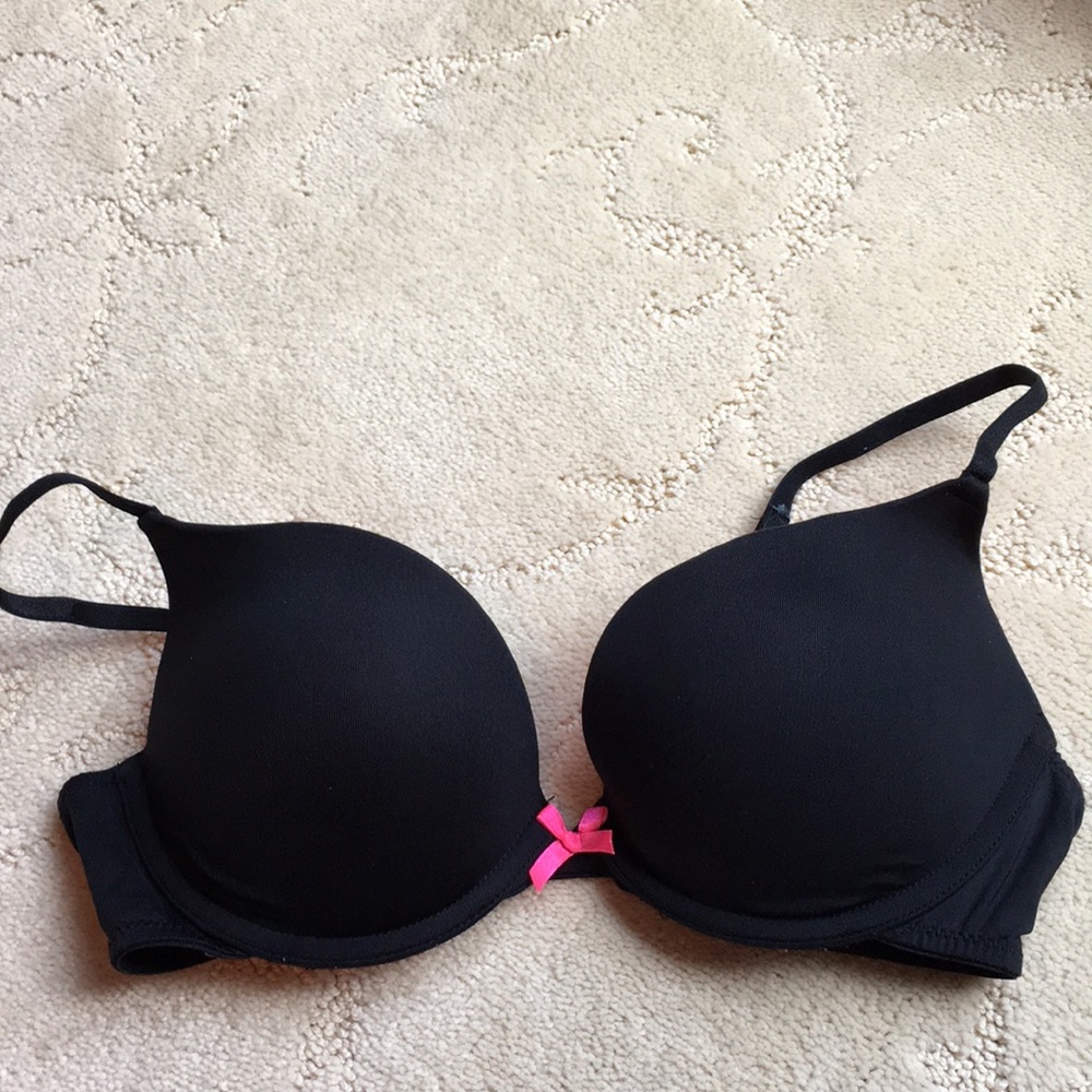 Black bra with pink bow